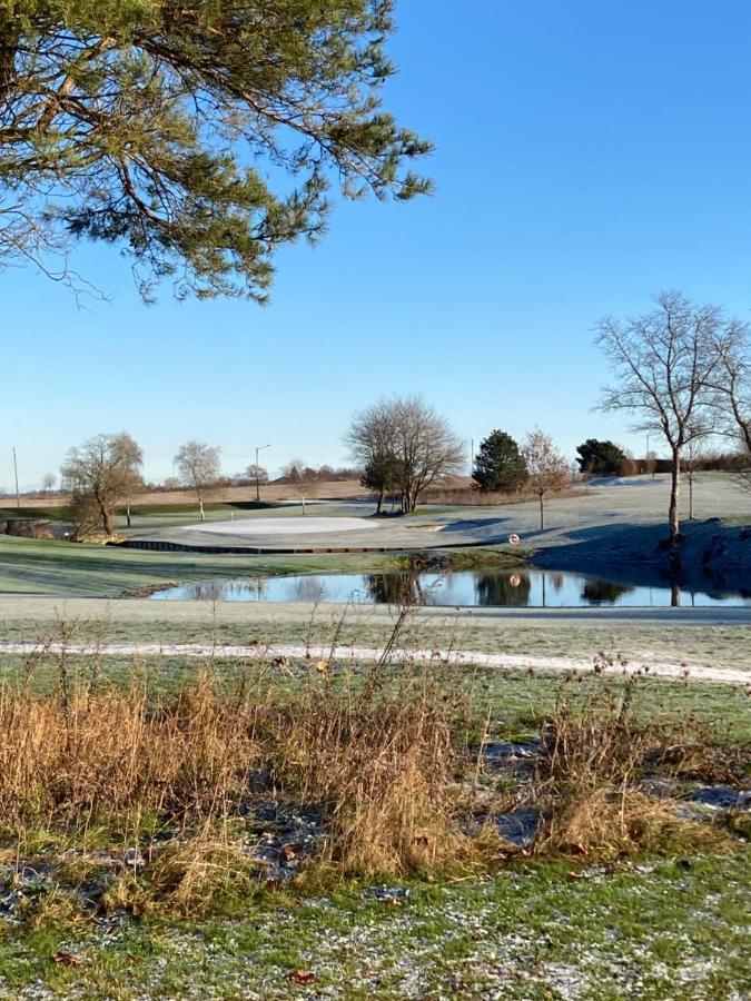 Windalens Pa Oesterlen Tomelilla Extérieur photo